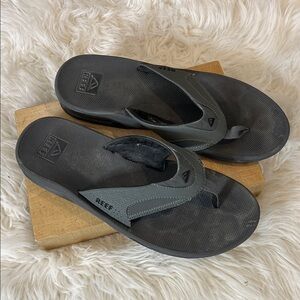 Reef Men's Fanning Flip-Flop Sandals with Bottle Opener